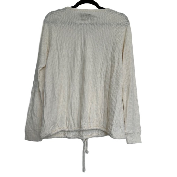 Chaser Waffle Knit Henley Style Pullover Size Medium Cream Long Sleeve Top NWT - Picture 2 of 7